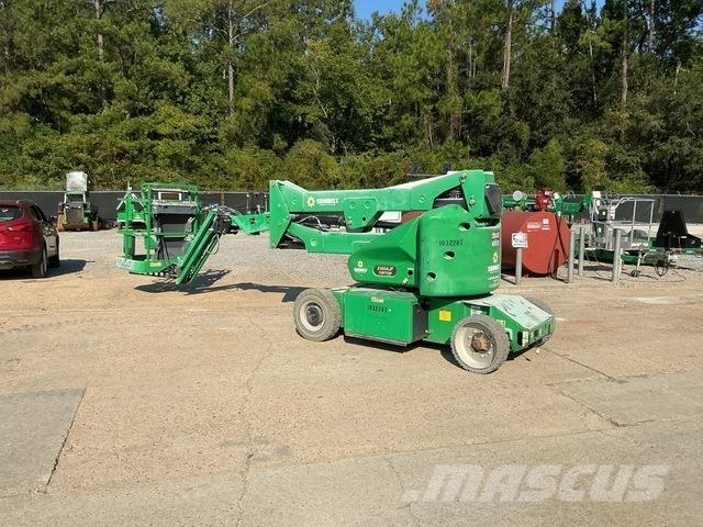 JLG E400AJPN Articulated boom lifts