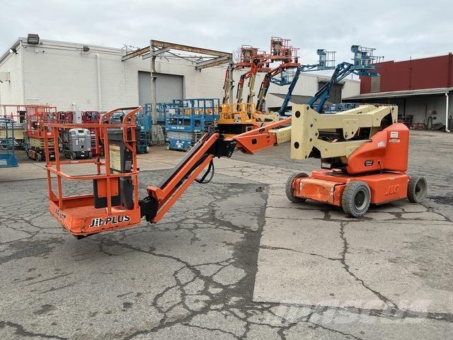 JLG E400AJPN Articulated boom lifts