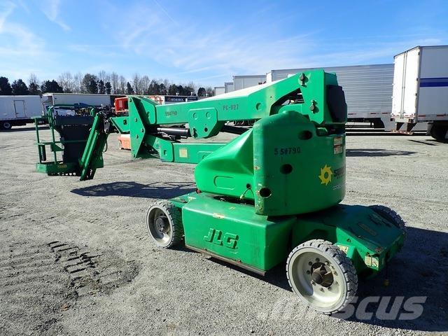 JLG E400AJPN Articulated boom lifts