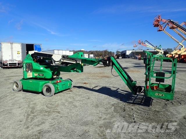 JLG E400AJPN Articulated boom lifts