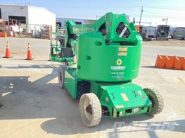JLG E400AN Articulated boom lifts