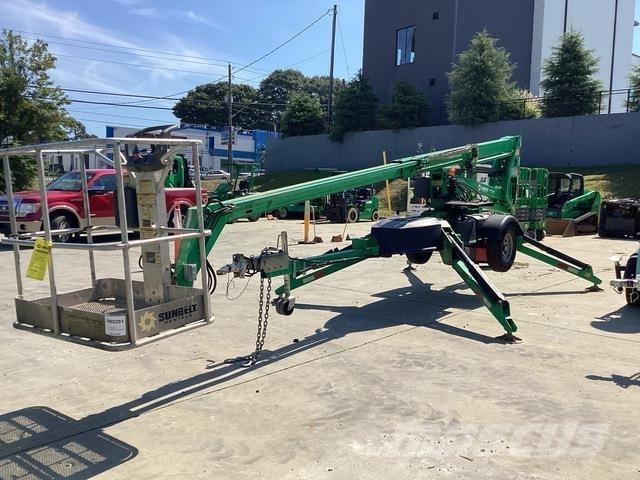 JLG T-350 Trailer mounted aerial platforms