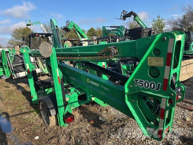 JLG T500J Trailer mounted aerial platforms