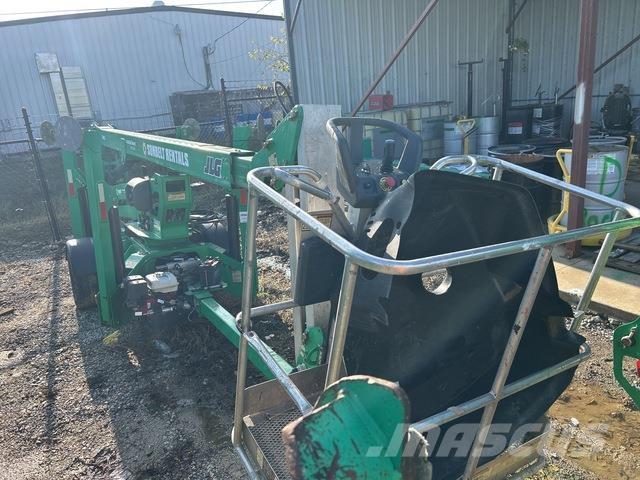 JLG T500J Trailer mounted aerial platforms