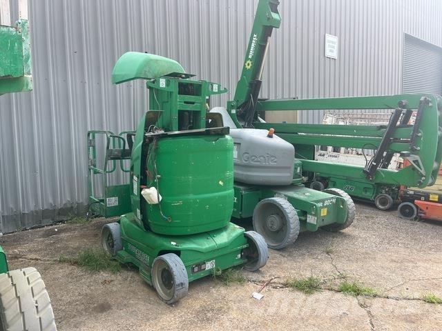 JLG Toucan 26E Vertical mast lifts