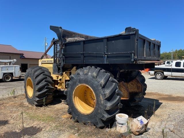 John Deere  Articulated Haulers