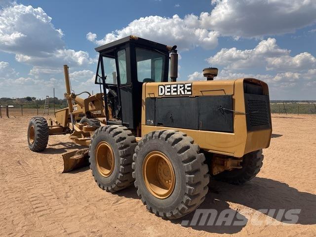 John Deere 770 Graders