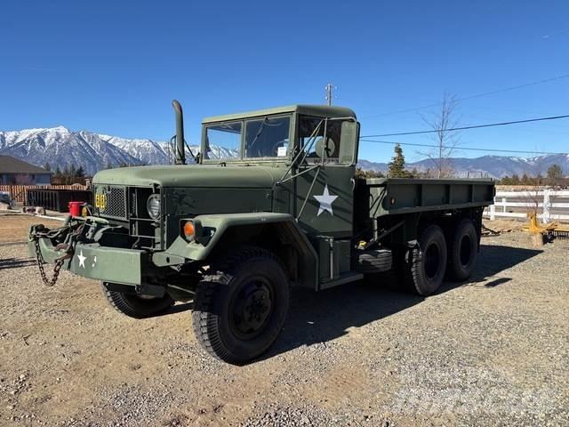Kaiser M35A2 Van Body Trucks