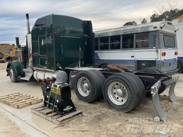 Kenworth  Truck Tractor Units