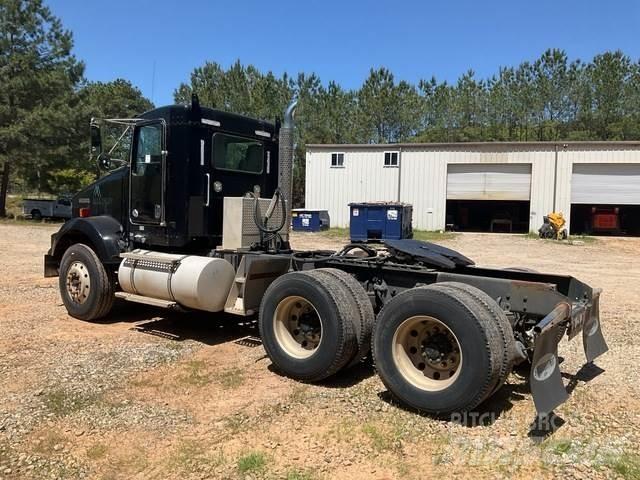 Kenworth  Truck Tractor Units