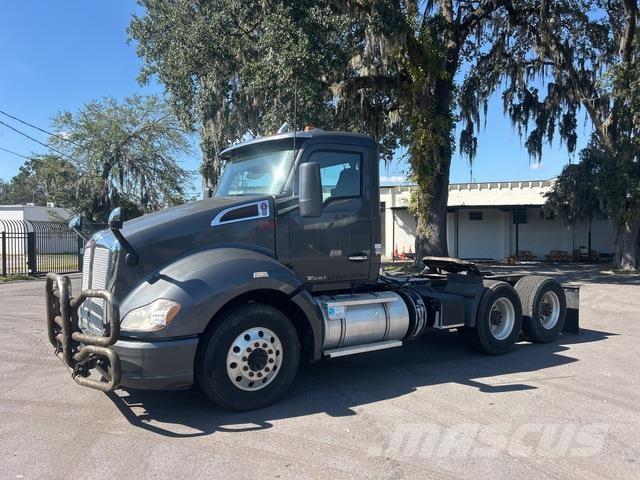 Kenworth T-680 Truck Tractor Units