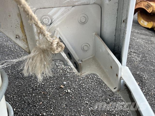 Kenworth T360 Other components