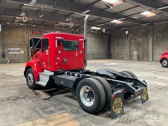 Kenworth T370 Truck Tractor Units