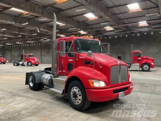 Kenworth T370 Truck Tractor Units
