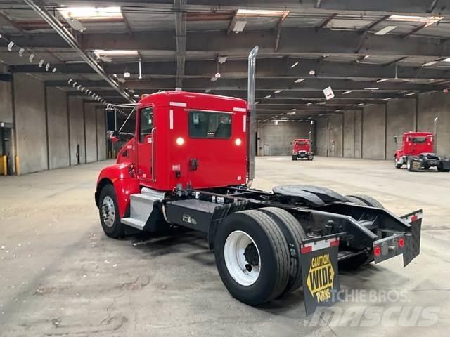 Kenworth T370 Truck Tractor Units