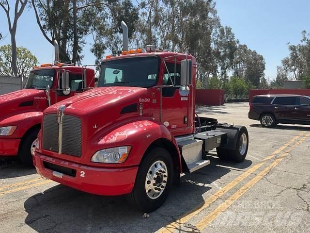 Kenworth T370 Truck Tractor Units