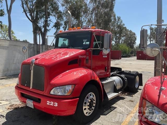 Kenworth T370 Truck Tractor Units