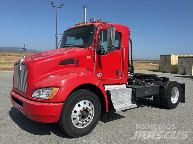 Kenworth T370 Truck Tractor Units