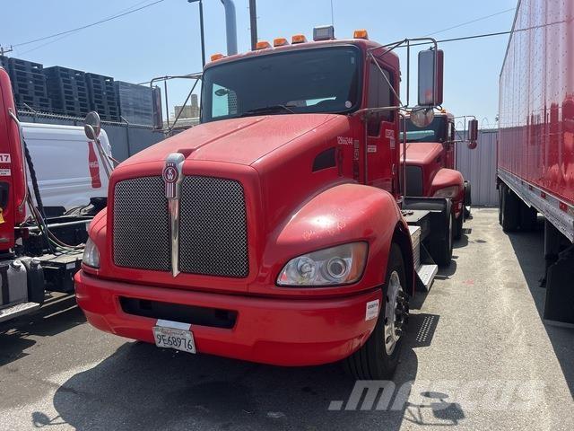 Kenworth T370 Truck Tractor Units