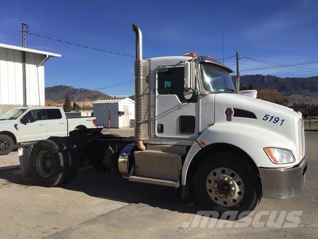 Kenworth T370 Truck Tractor Units