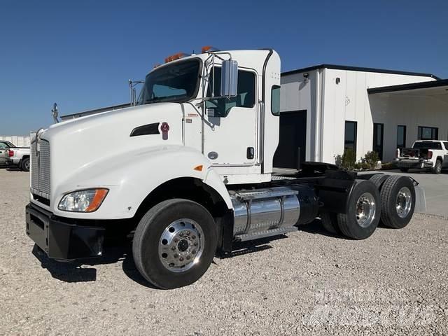 Kenworth T440 Truck Tractor Units
