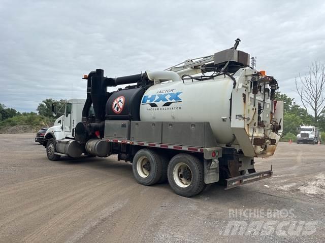 Kenworth T440 Crawler excavators