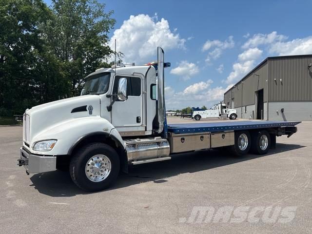 Kenworth T440 Recovery vehicles