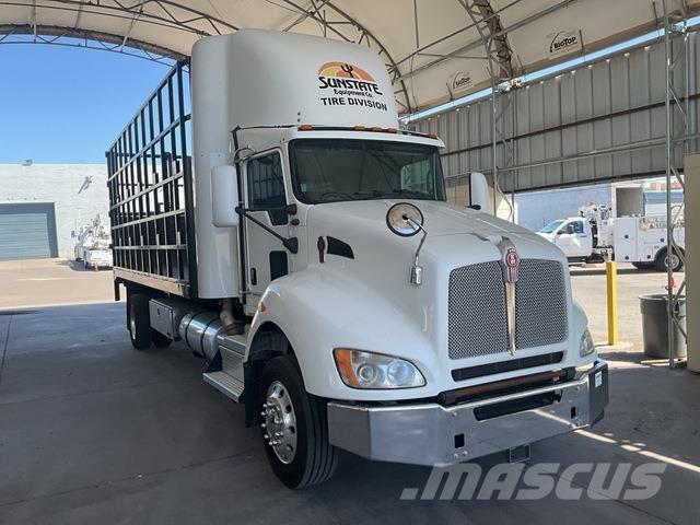 Kenworth T440 Flatbed/Dropside trucks