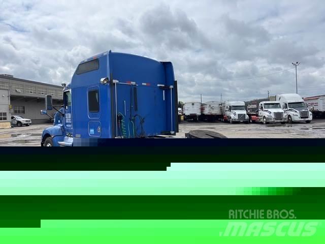 Kenworth T660 Truck Tractor Units