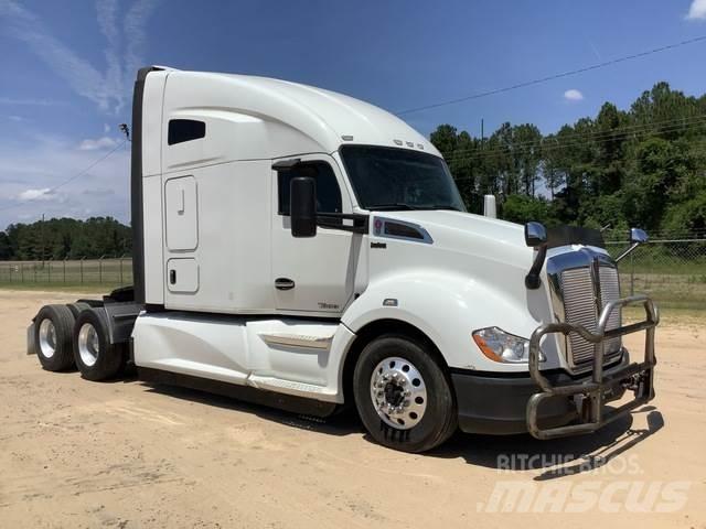 Kenworth T680 Truck Tractor Units
