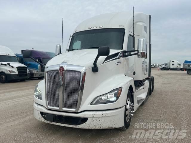 Kenworth T680 Truck Tractor Units