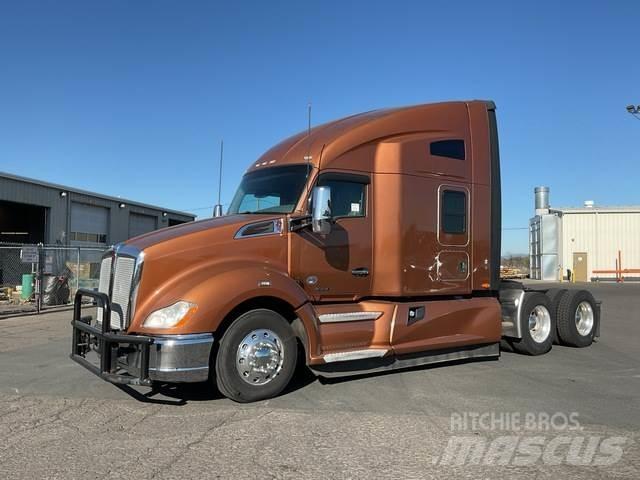 Kenworth T680 Truck Tractor Units