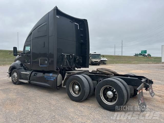 Kenworth T680 Truck Tractor Units