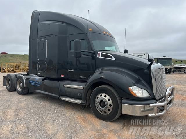 Kenworth T680 Truck Tractor Units