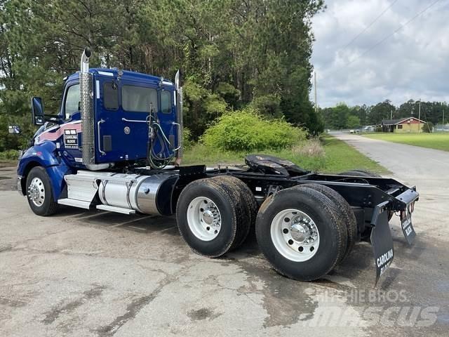 Kenworth T680 Truck Tractor Units