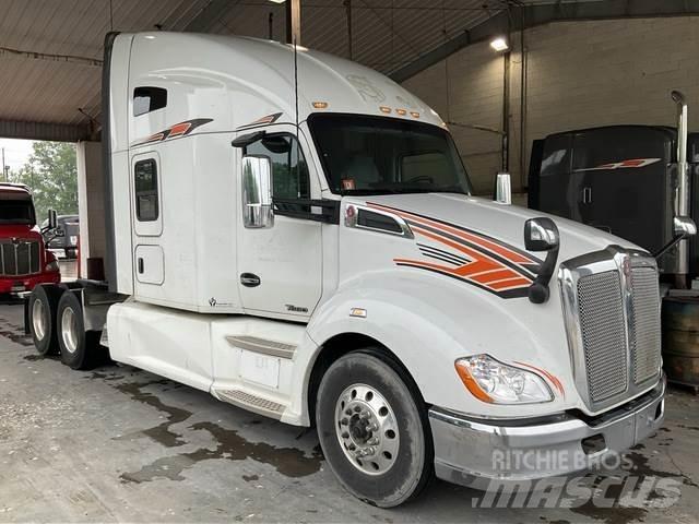 Kenworth T680 Truck Tractor Units