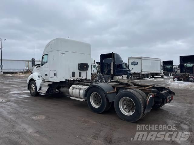 Kenworth T680 Truck Tractor Units