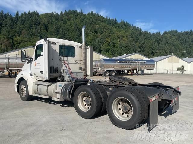 Kenworth T680 Truck Tractor Units
