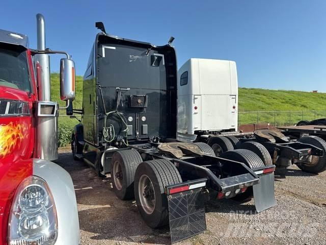 Kenworth T680 Truck Tractor Units