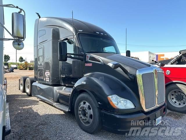 Kenworth T680 Truck Tractor Units