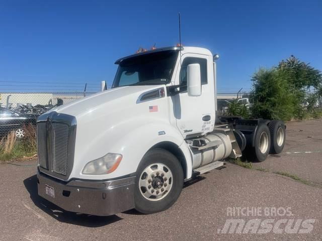 Kenworth T680 Truck Tractor Units