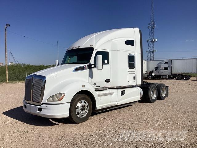 Kenworth T680 Truck Tractor Units