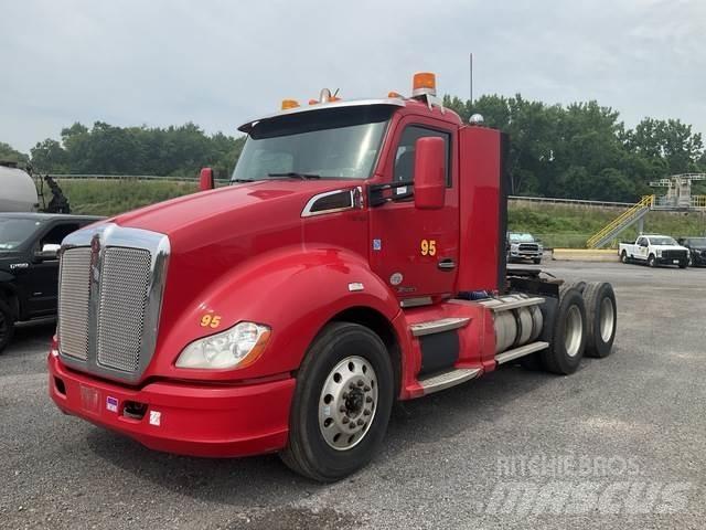 Kenworth T680 Truck Tractor Units
