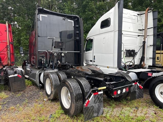 Kenworth T680 Truck Tractor Units