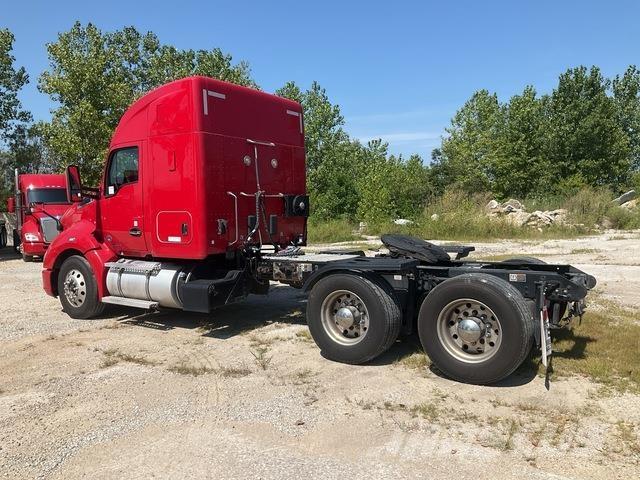 Kenworth T680 Truck Tractor Units
