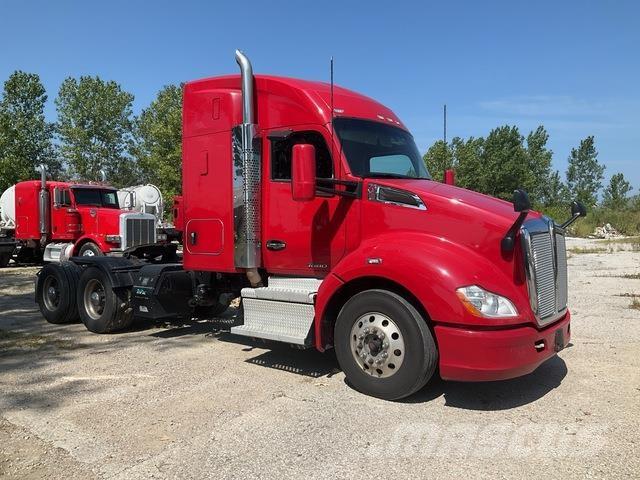 Kenworth T680 Truck Tractor Units