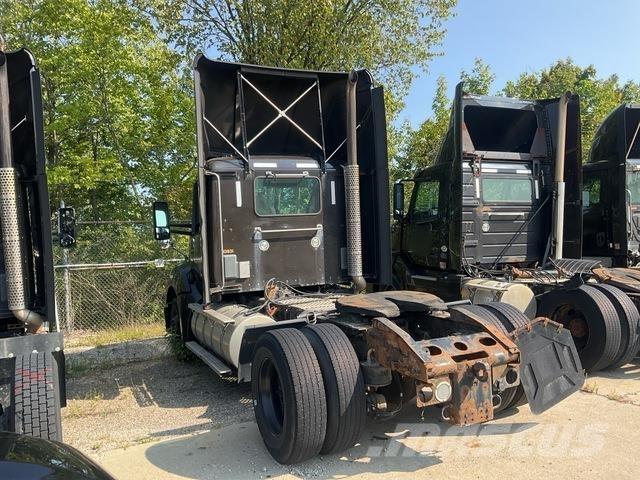 Kenworth T680 Truck Tractor Units