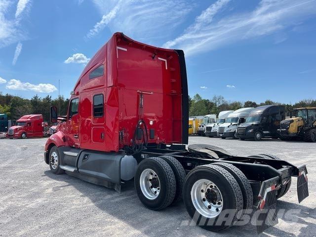 Kenworth T680 Truck Tractor Units