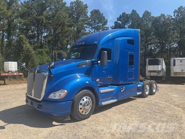 Kenworth T680 Truck Tractor Units