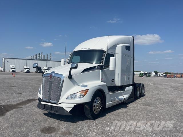 Kenworth T680 Truck Tractor Units